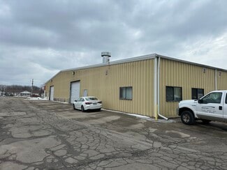 Green Bay, WI Warehouse - 977 N Military Ave