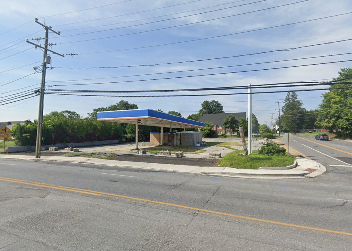 600 Main St, Reisterstown, MD for Rent