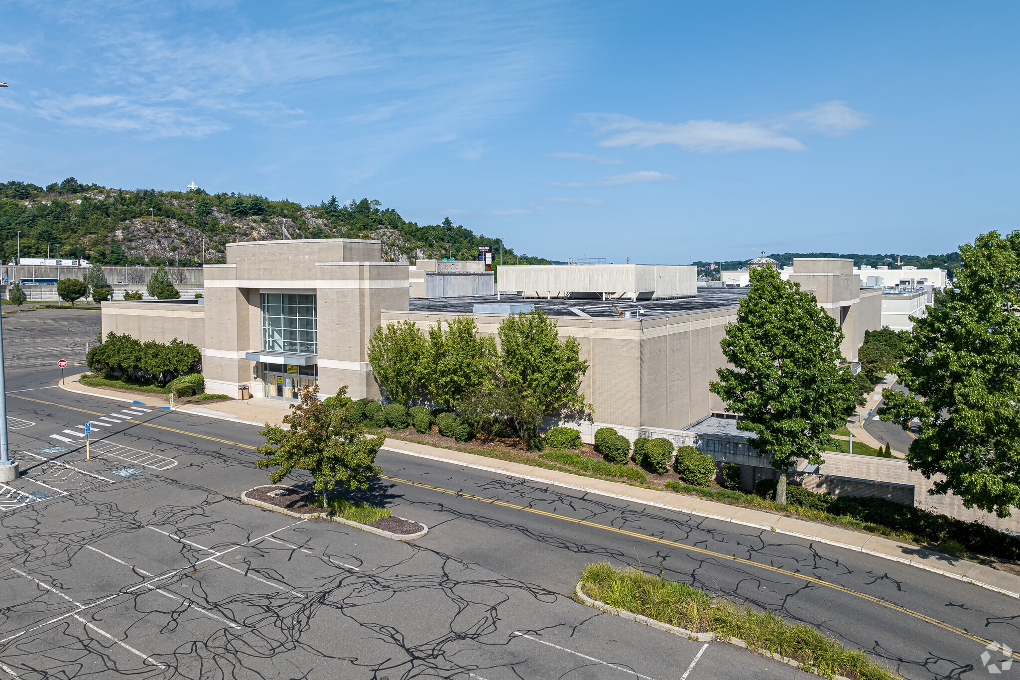 575 Union St, Waterbury, CT for Rent