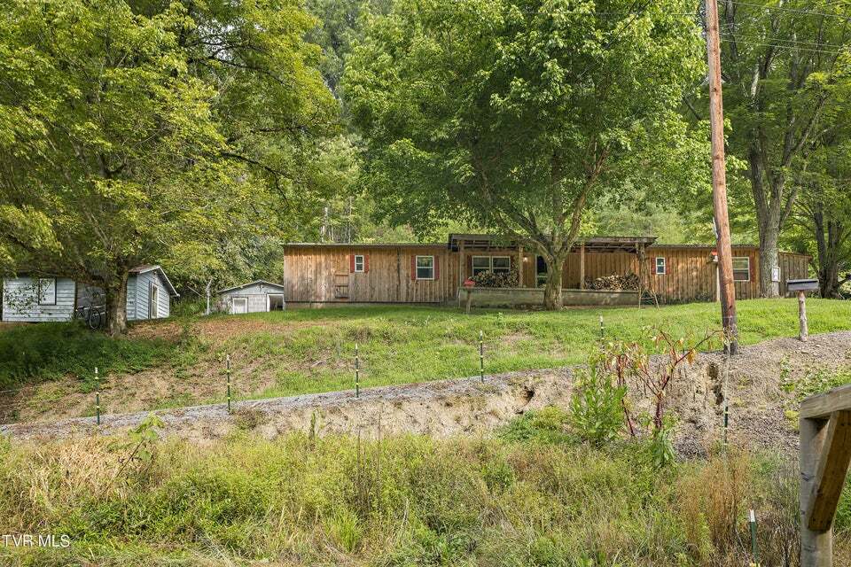 402 Gonce Hollow Rd, Eidson, TN for Sale