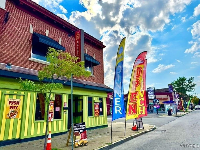 1701 Pine Ave, Niagara Falls, NY for Sale