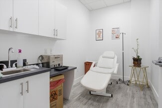 Doral, FL Office - 10450 NW 33rd St