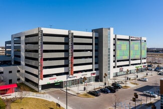 Troy, MI Retail - 888 W Big Beaver Rd