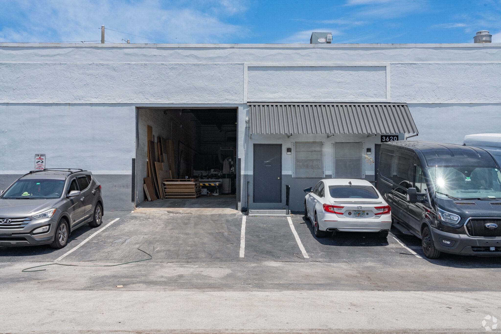 3600 NE 4th Ave, Oakland Park, FL for Rent