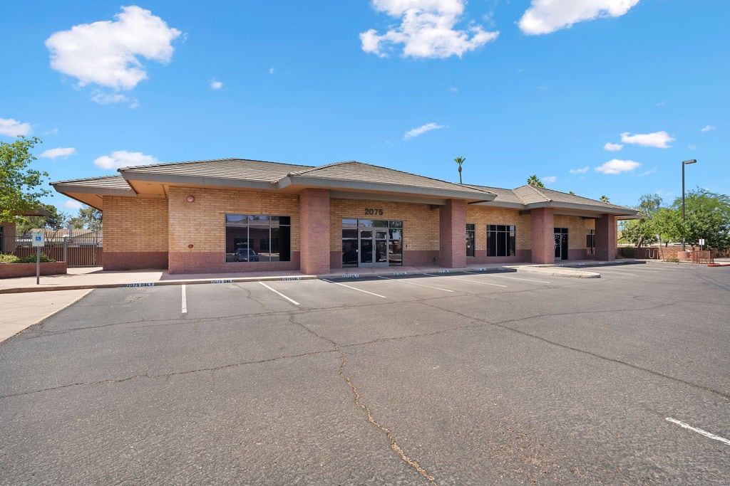 2075 S Cottonwood Dr, Tempe, AZ for Sale