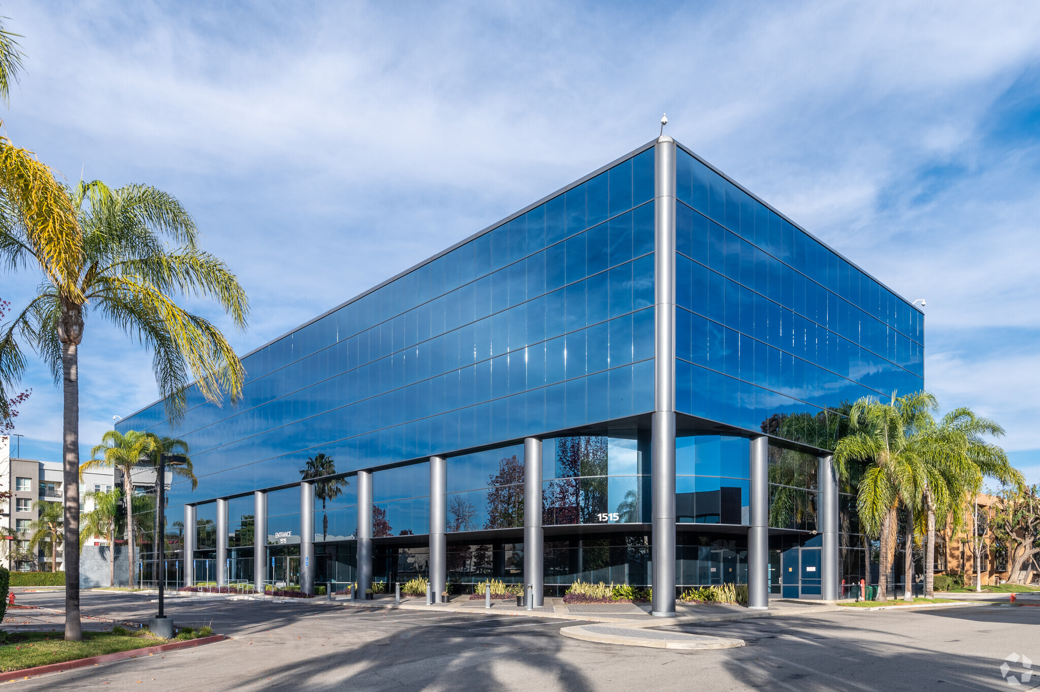 1515 E Orangewood Ave, Anaheim, CA for Sale