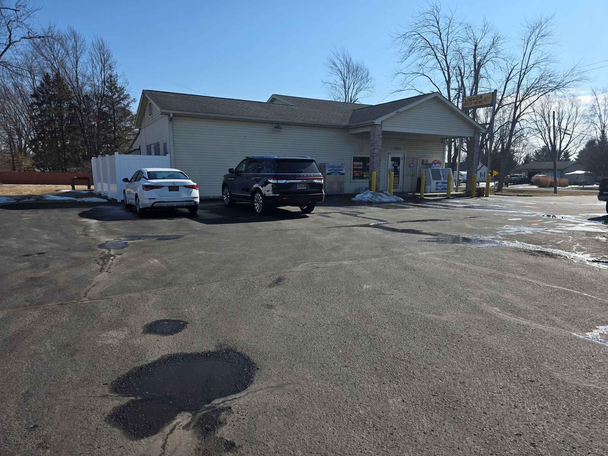 12240 S Dixie, La Salle, MI for Sale