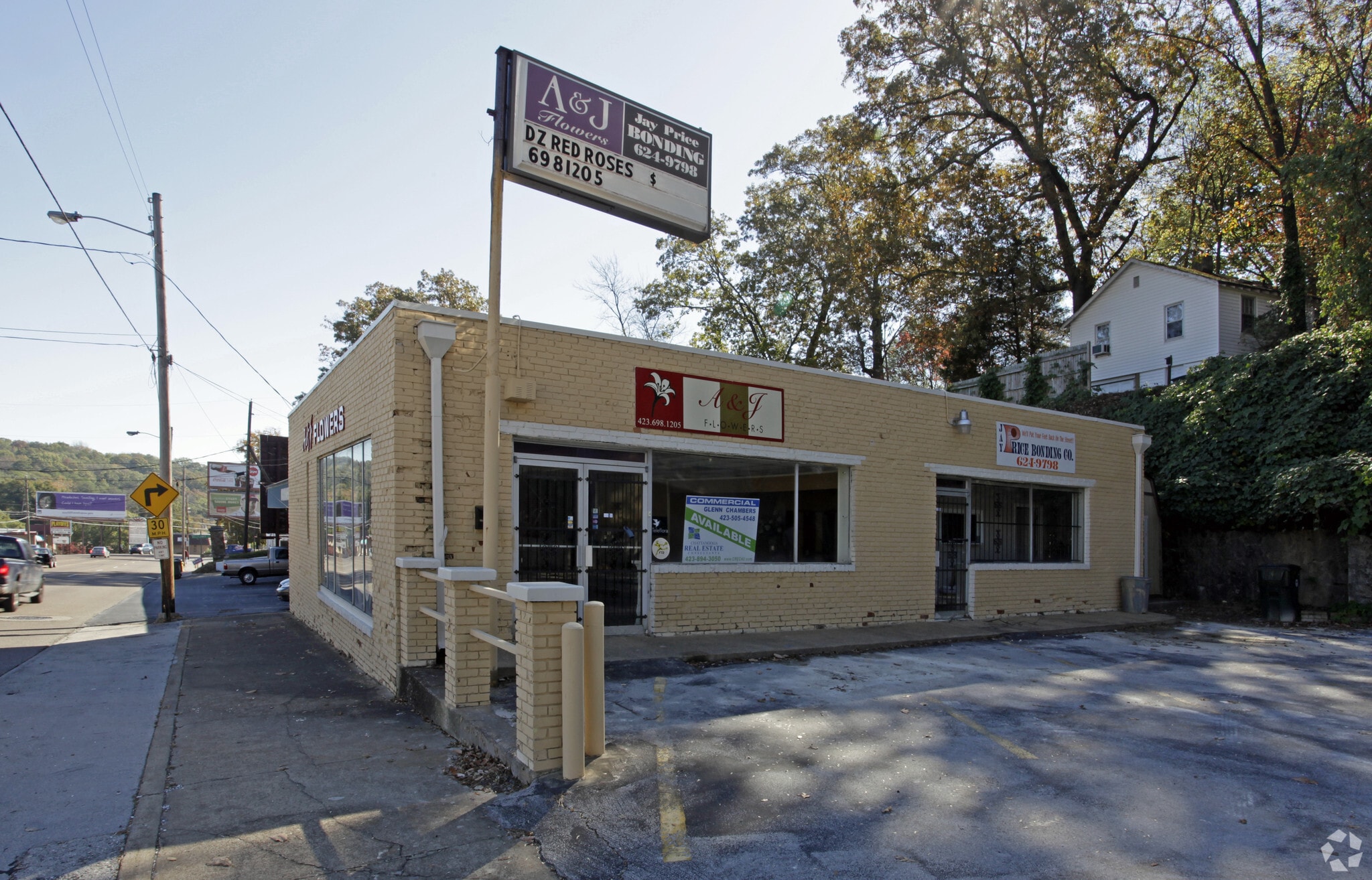 3450 Brainerd Rd, Chattanooga, TN for Sale