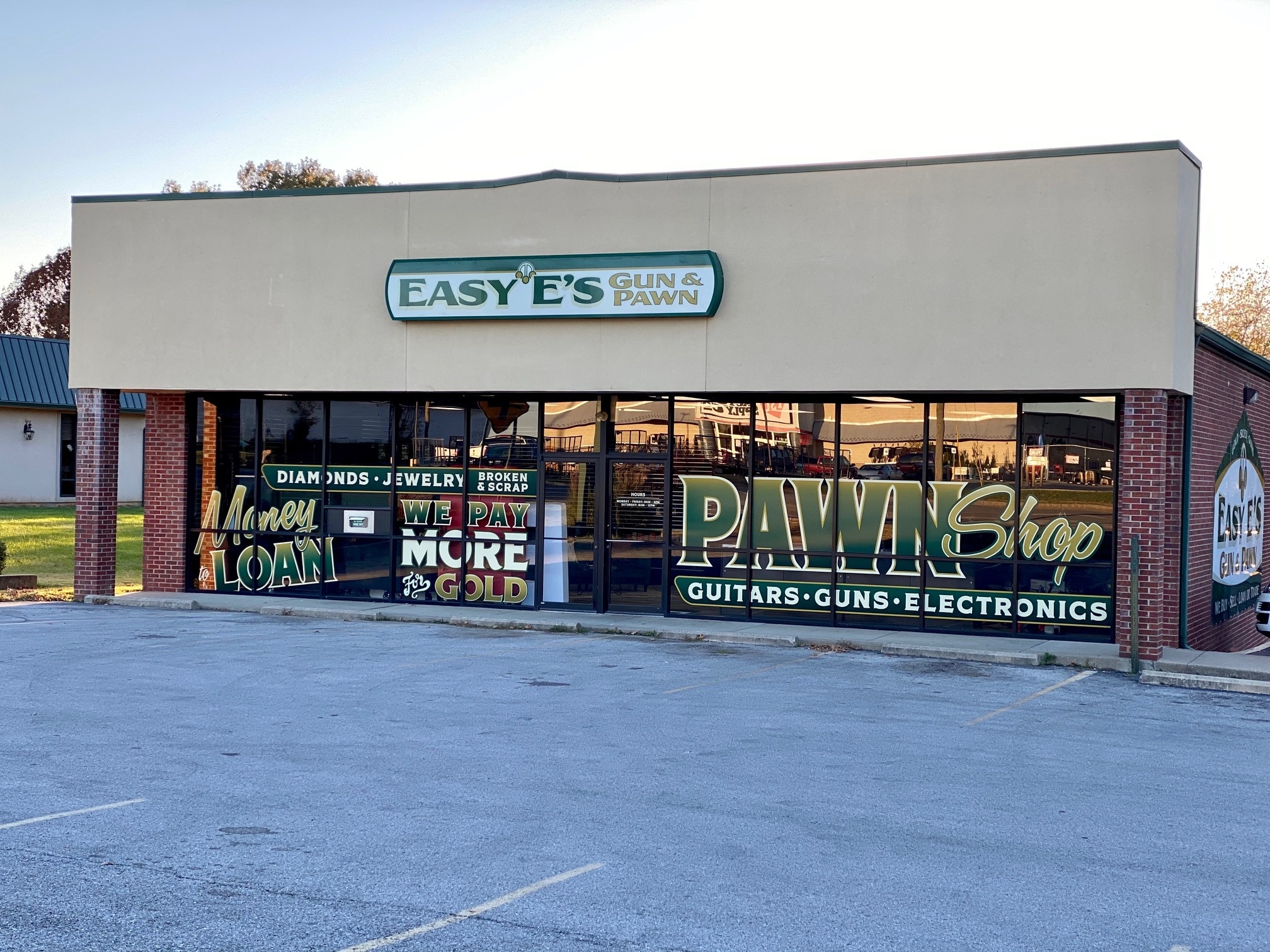 1560 N Main St, Beaver Dam, KY for Sale