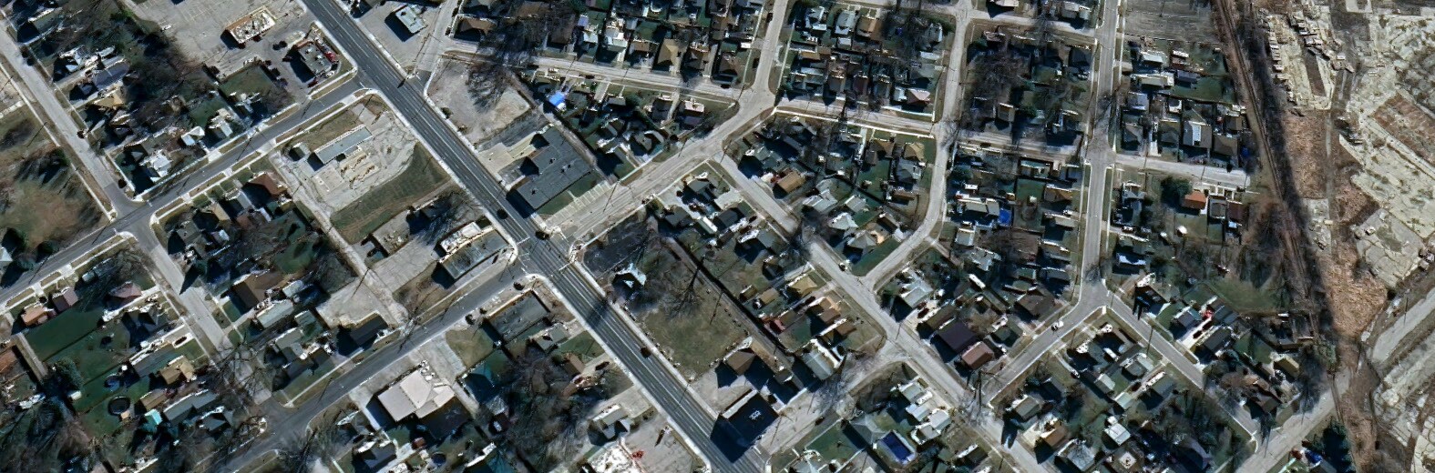 1027 Dufferin Av, Wallaceburg, ON for Sale