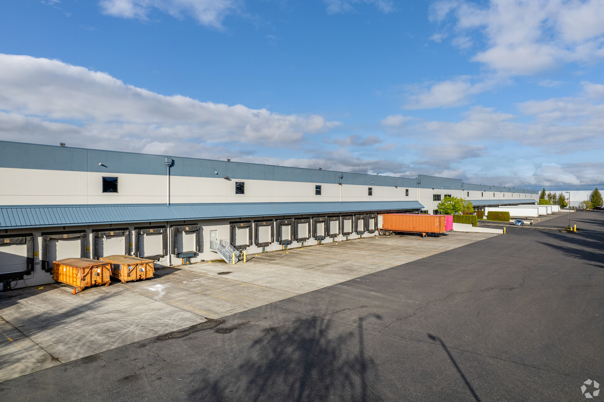7825 N Leadbetter Rd, Portland, OR for Rent
