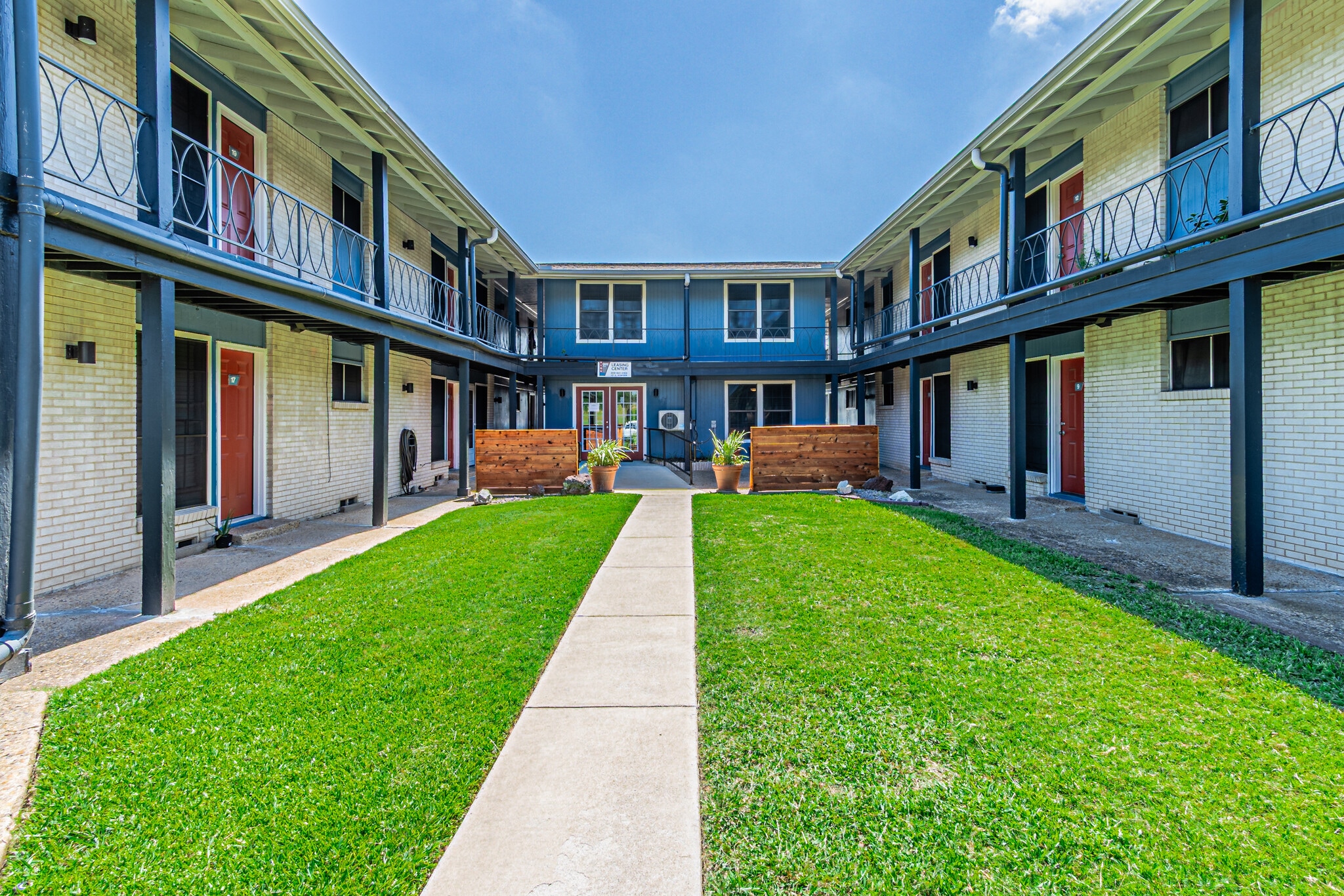 113-117 S Bowser Rd, Richardson, TX for Sale