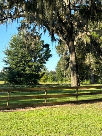 Belleview, FL Coworking Space - 12142 County 484 Hwy