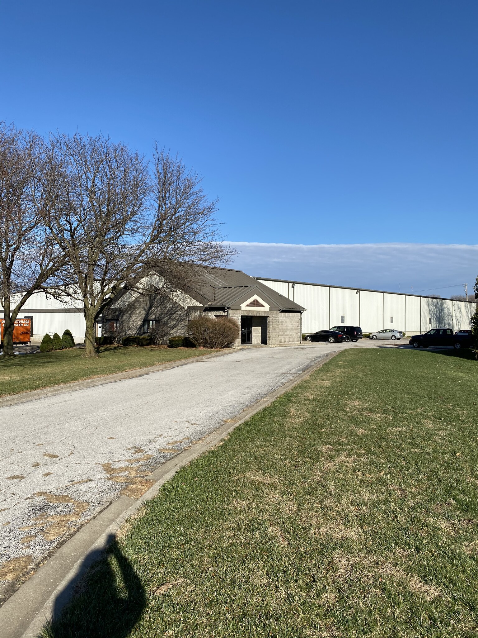 2925 Wismann Ln, Quincy, IL for Rent