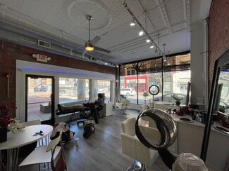 Cincinnati, OH Retail - 639 Main St