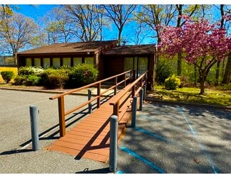 Miller Place, NY Office/Medical - 43 Radio Ave
