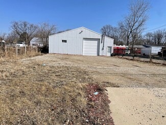 Crystal Lake, IL Flex - 650 W Terra Cotta Ave