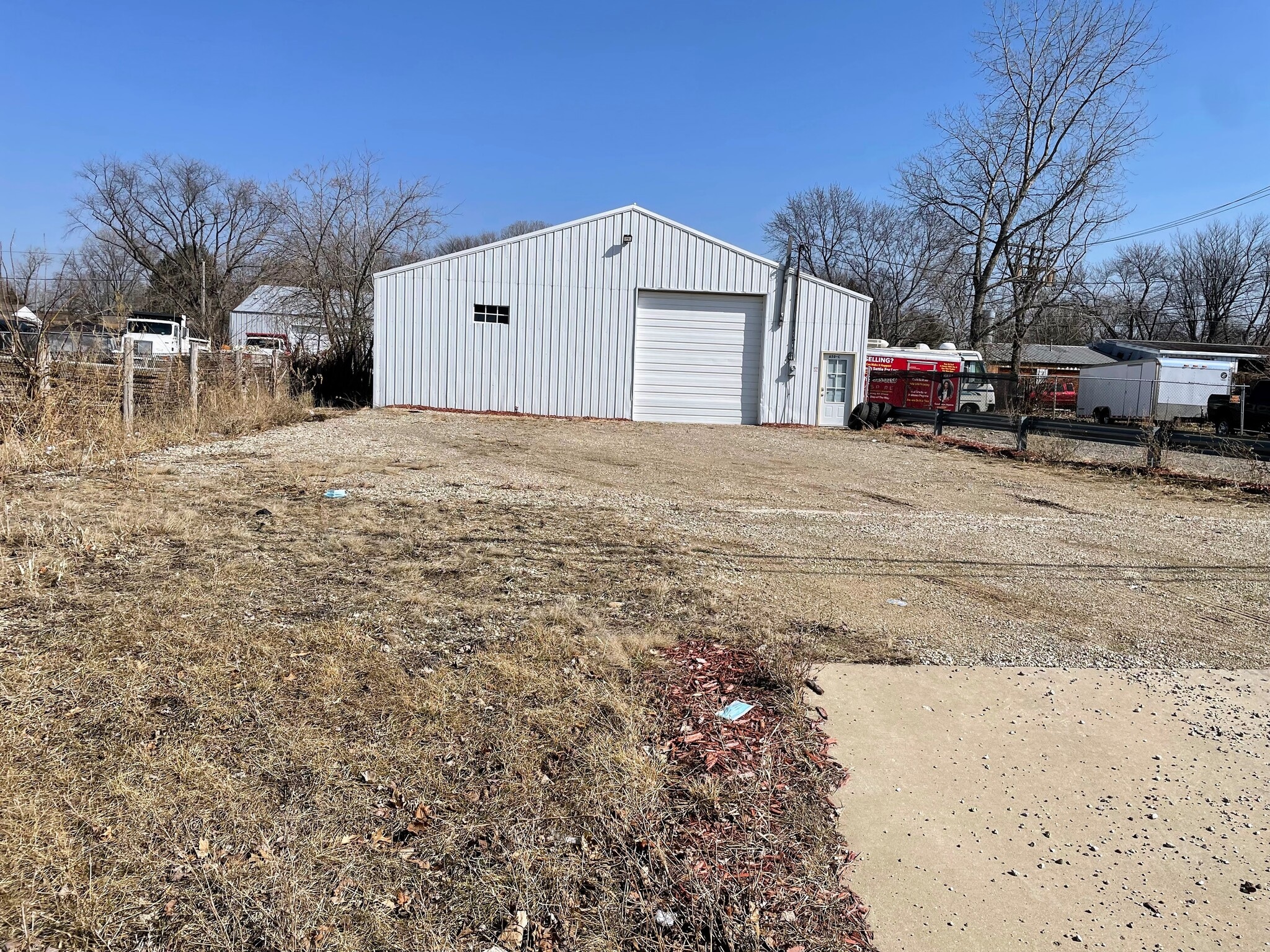 650 W Terra Cotta Ave, Crystal Lake, IL for Sale