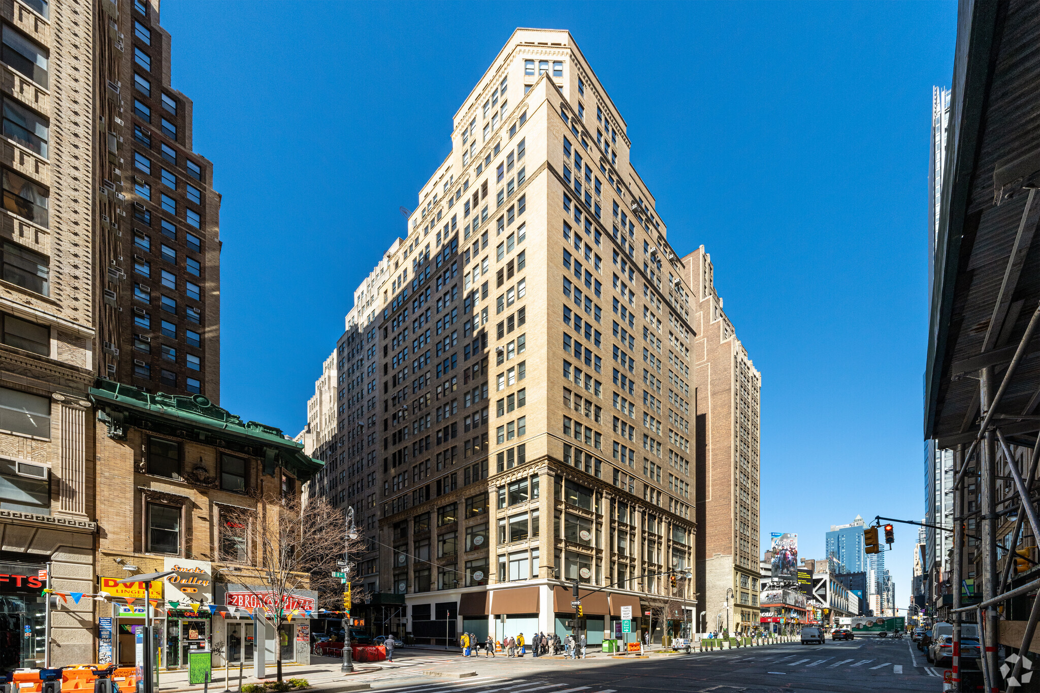 575 8th Ave, New York, NY for Rent