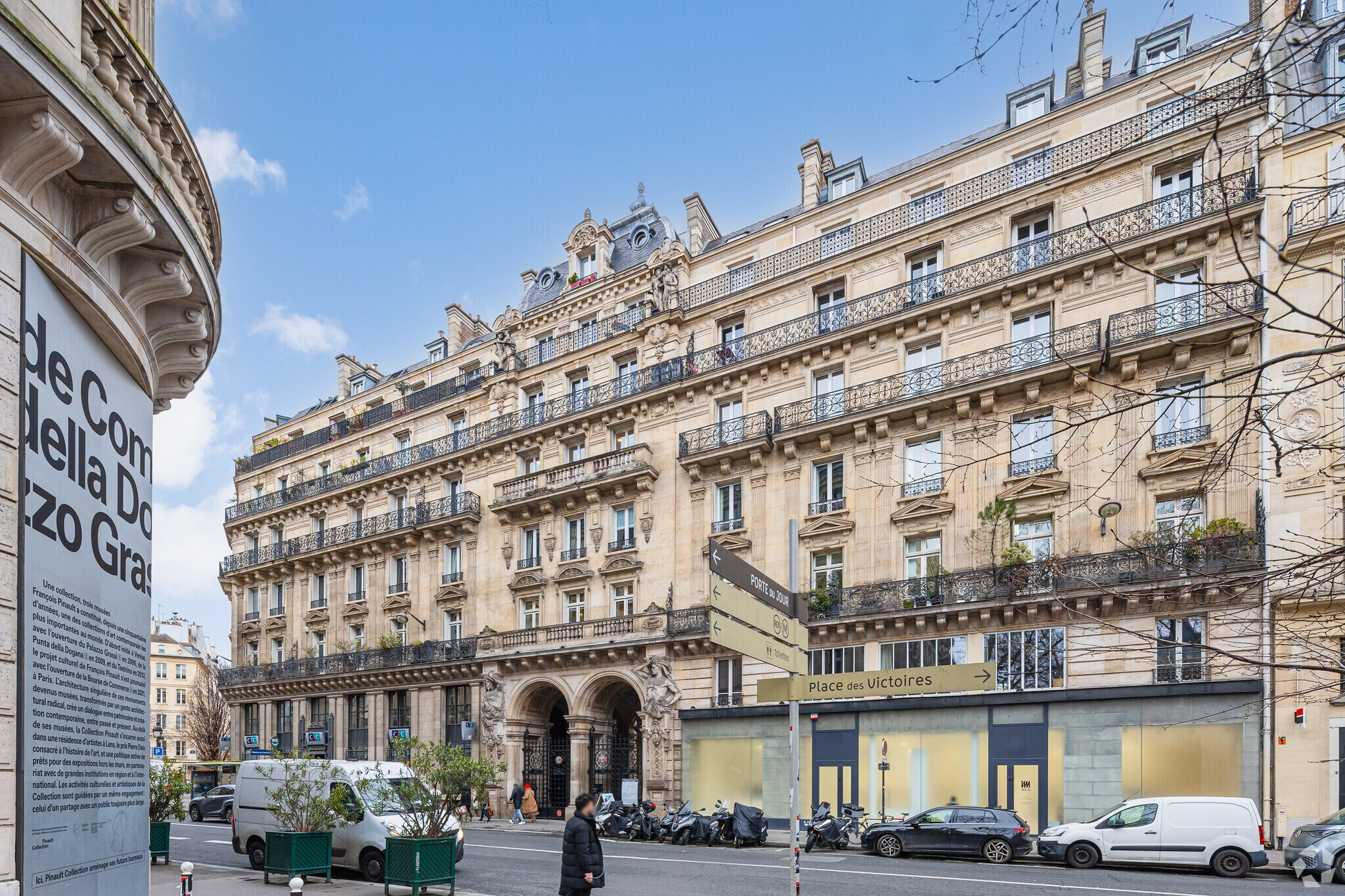 15 Rue Du Louvre, Paris, PAR for Rent