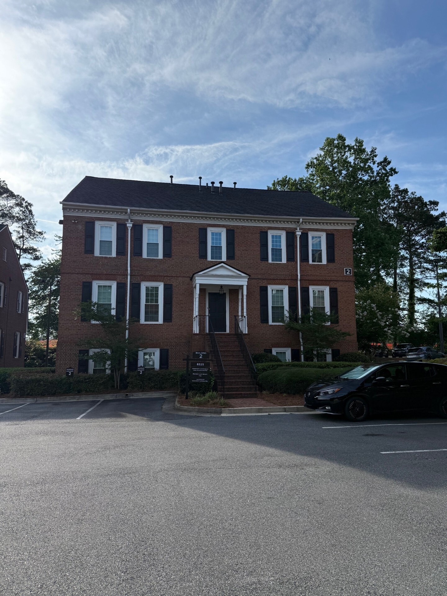 8325 Dunwoody Pl, Atlanta, GA for Sale