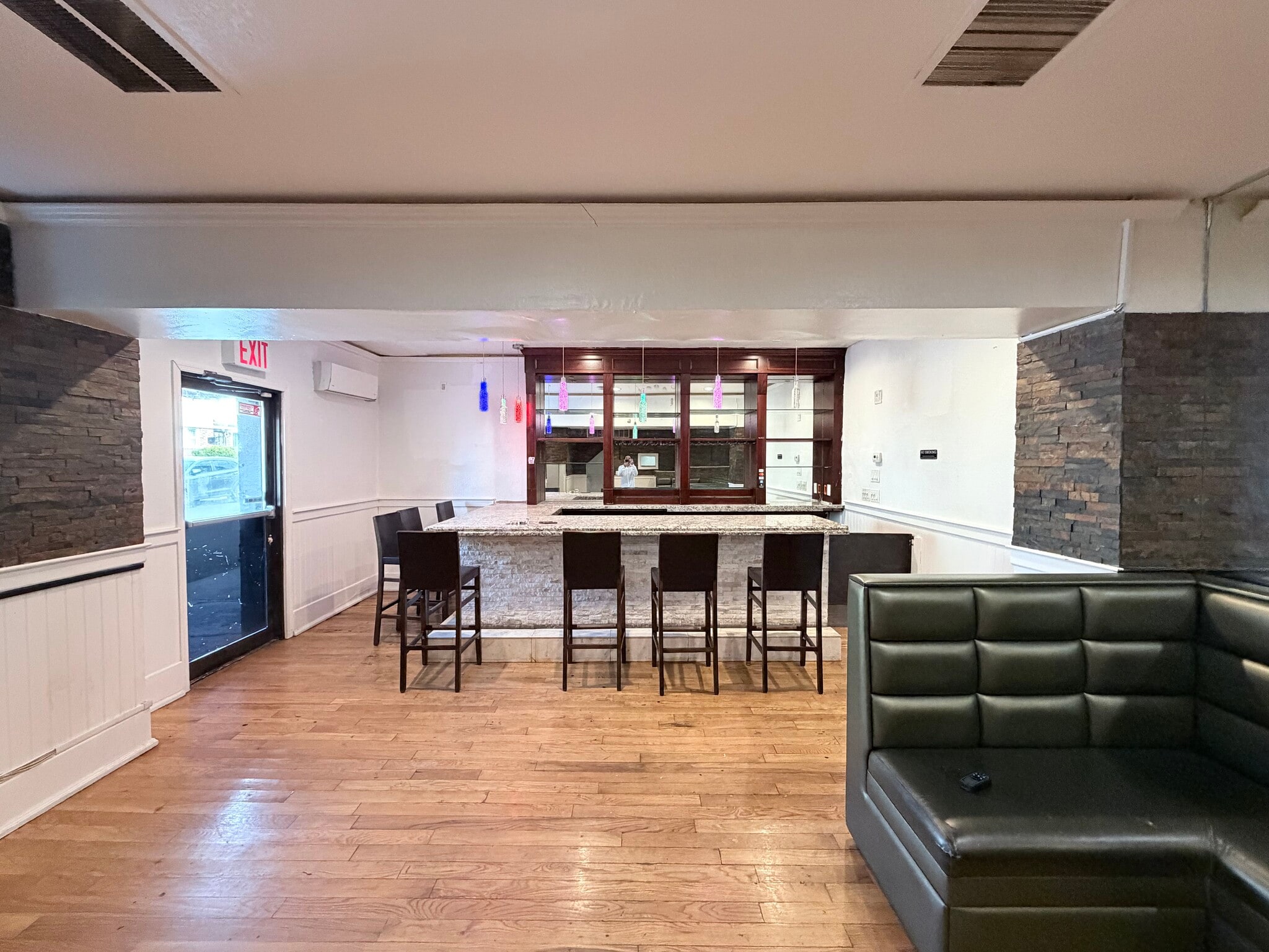 19401 Linden Blvd, Saint Albans, NY for Rent