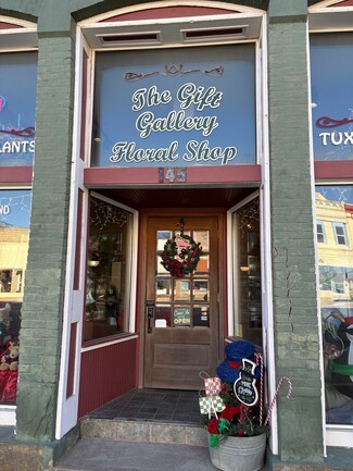 Sedan, KS Retail - 145 E Main St