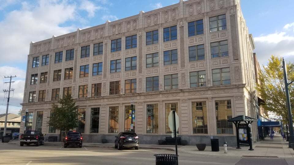 201 S Broadway Ave, Albert Lea, MN for Rent