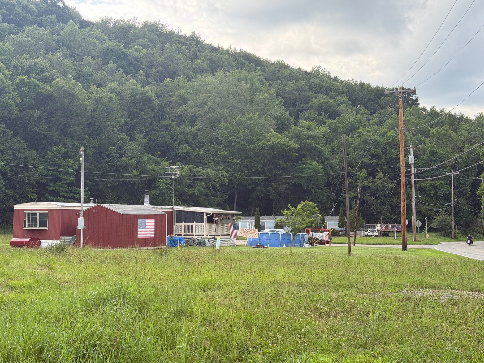 1 Shady Side Trailer Ct, New Brighton, PA for Sale