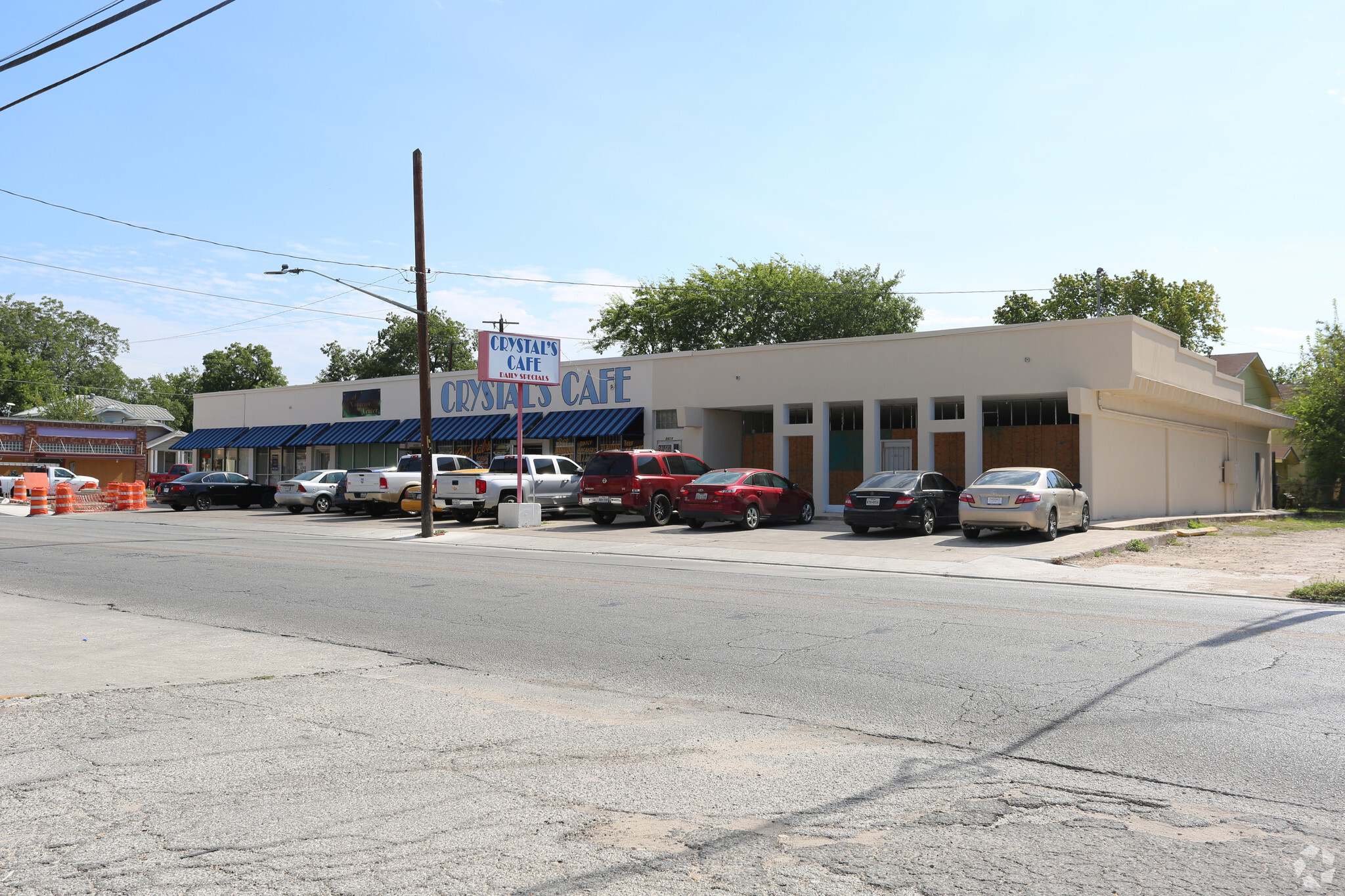 2418-2426 N Zarzamora St, San Antonio, TX for Rent
