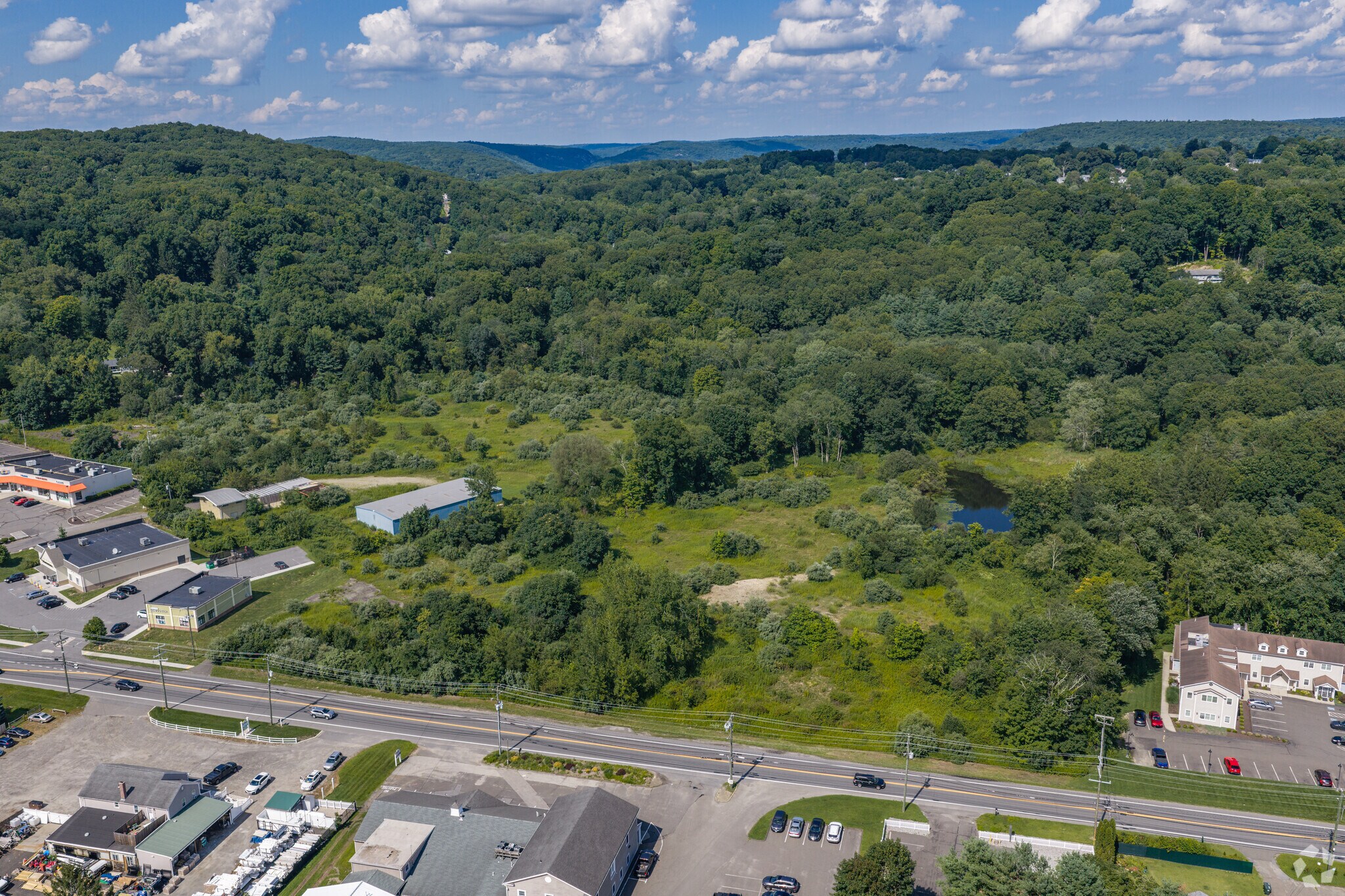 120 Oxford Rd, Oxford, CT for Sale