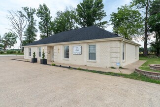 Marion, IL undefined - 709 N Carbon St