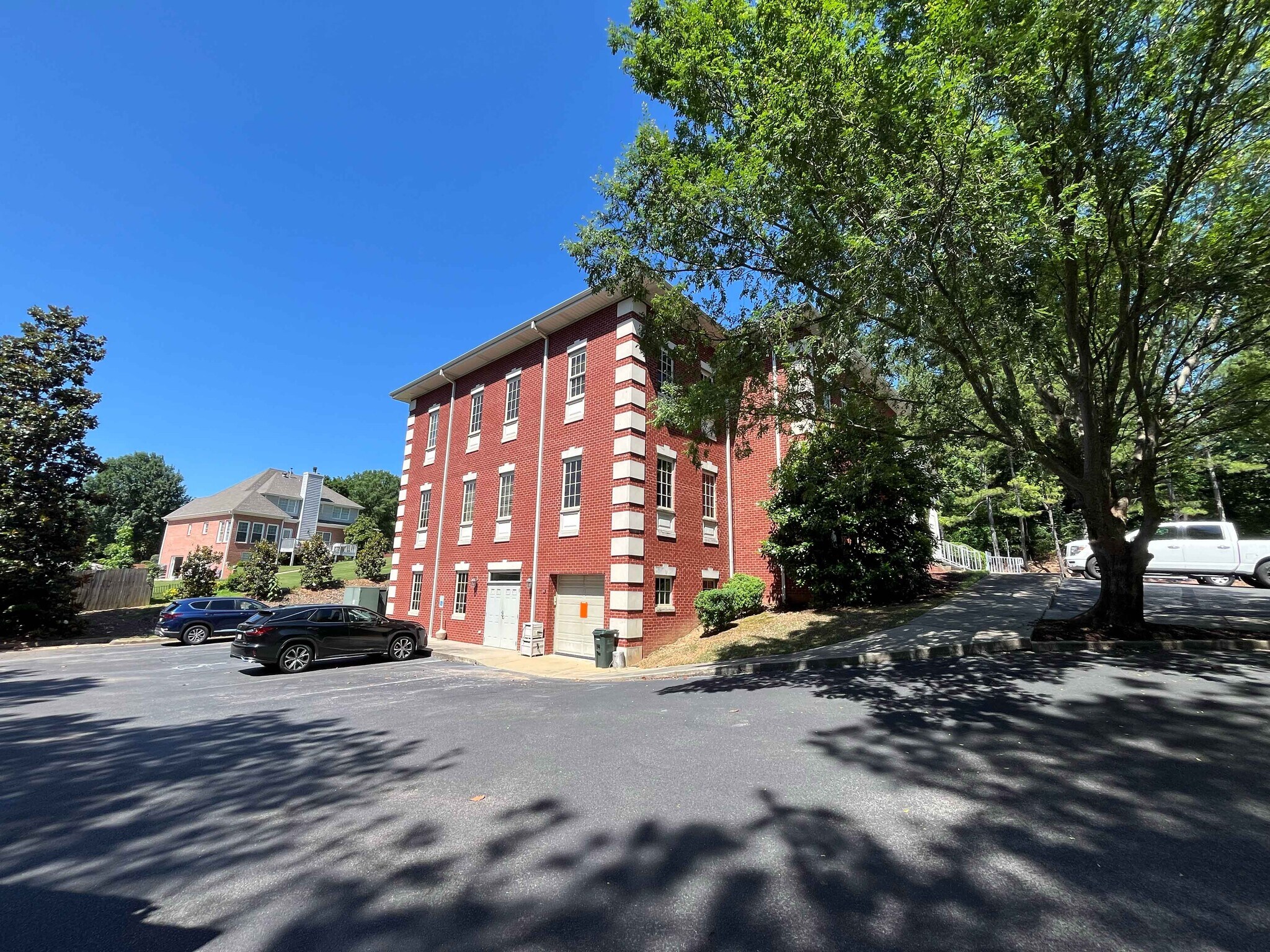 400 Emery Dr, Birmingham, AL for Sale