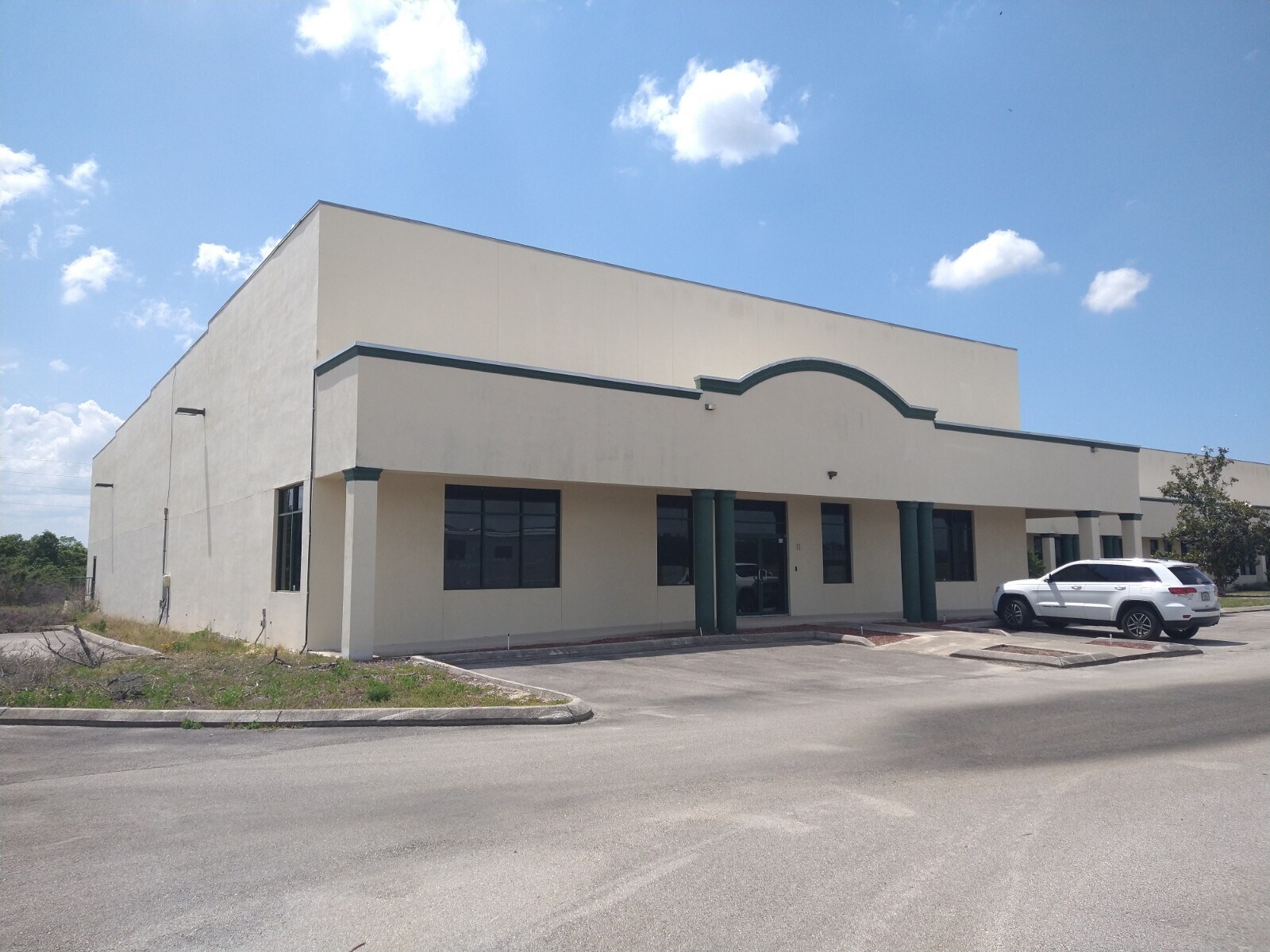 1750 Longleaf Blvd Lake Wales, FL 33859 Flex Property for Sale on