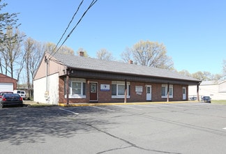 Windsor Locks, CT Retail - 448 Spring St