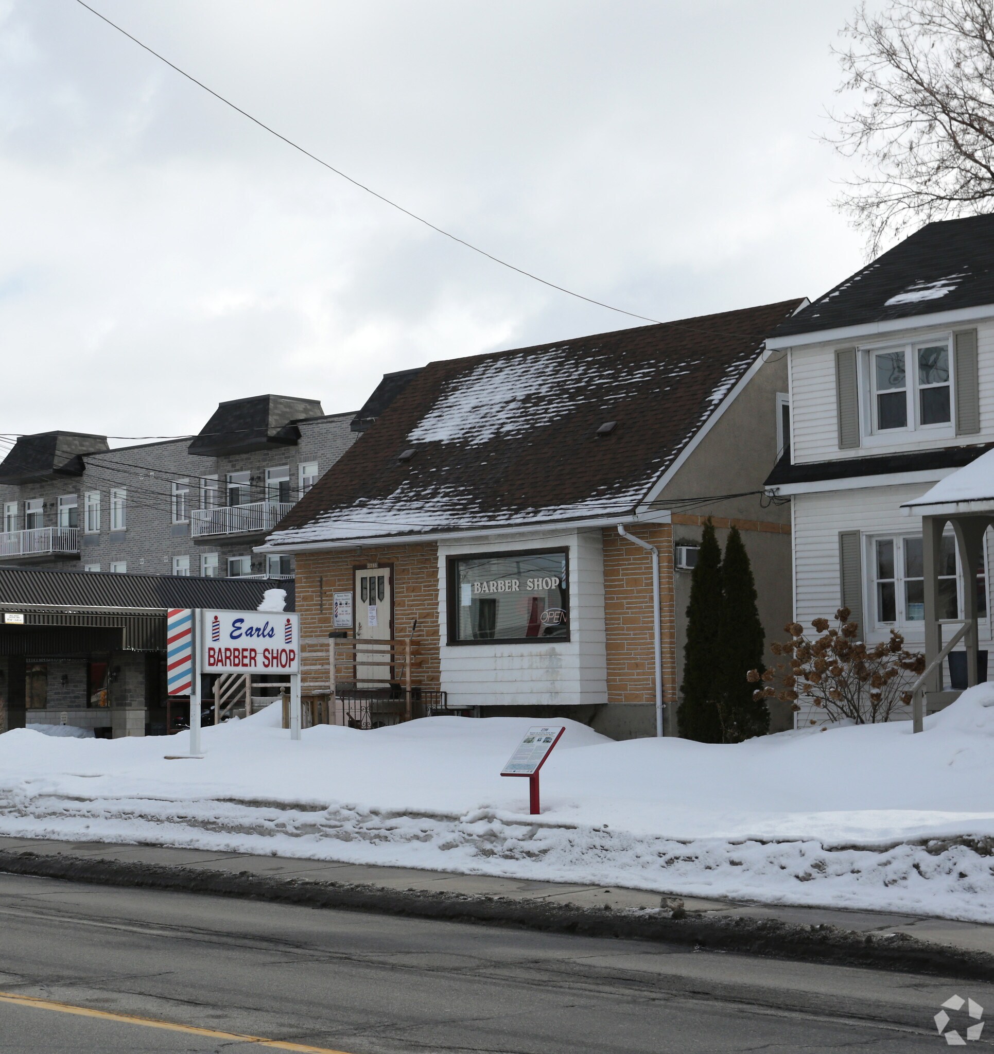 2790 St Joseph Blvd, Ottawa, ON for Sale