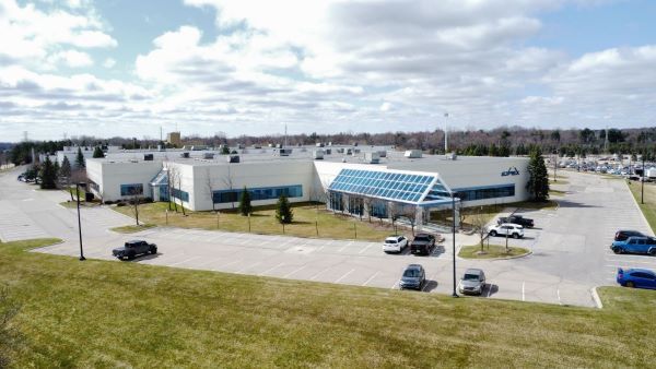 2500 Centerpoint Pky, Pontiac, MI for Rent