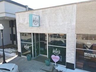 Denton, TX Retail - 221 W Hickory St
