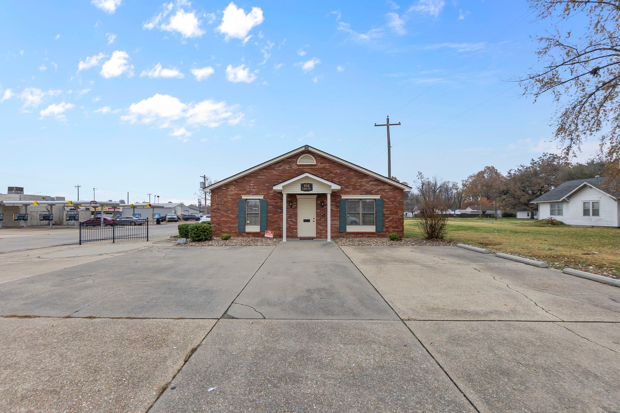 816 Linn St, Sikeston, MO for Rent