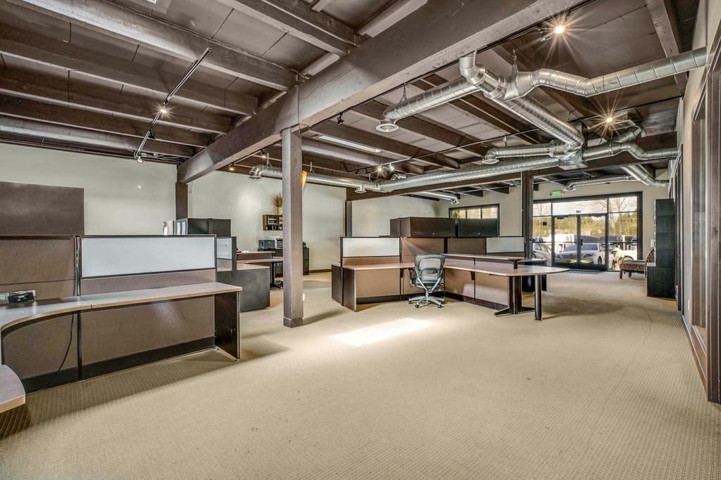 34303 Pacific Hwy S, Federal Way, WA for Rent