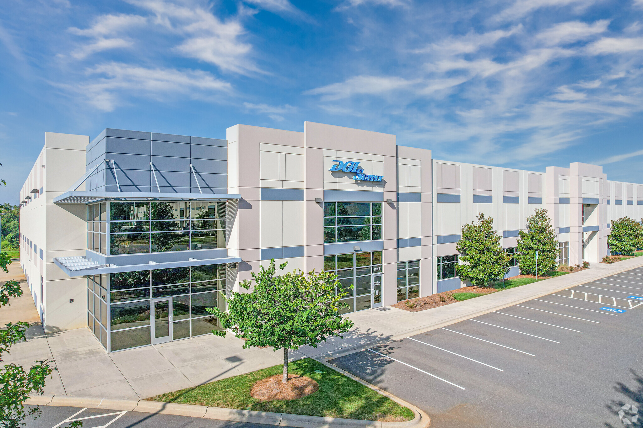 4705 Entrance Dr, Charlotte, NC for Rent