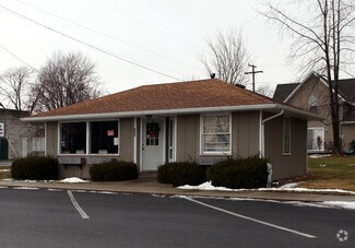302 E Main St  