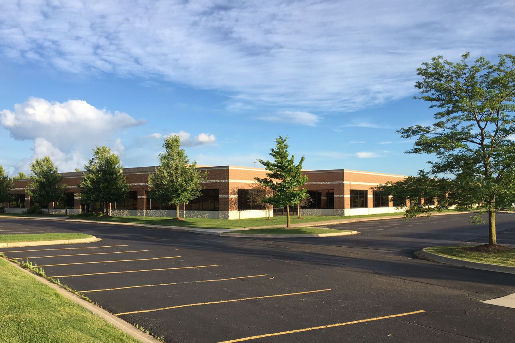 48679 Alpha Dr Wixom, MI 48393 Flex Property for Sale on