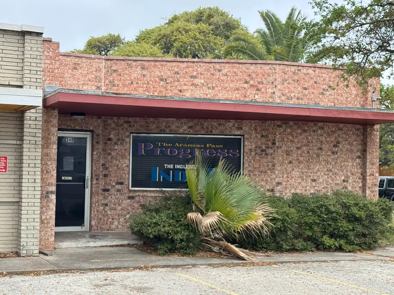 346-354 S Houston St, Aransas Pass, TX for Sale
