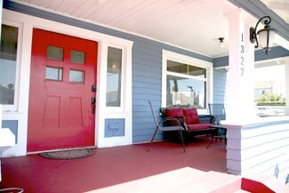 Los Angeles, CA Apartments - 1327 W 35th St