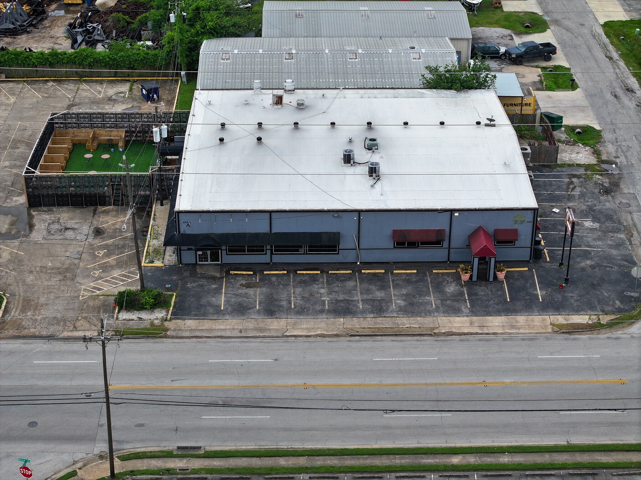 6500-6502 Dixie Dr, Houston, TX for Sale