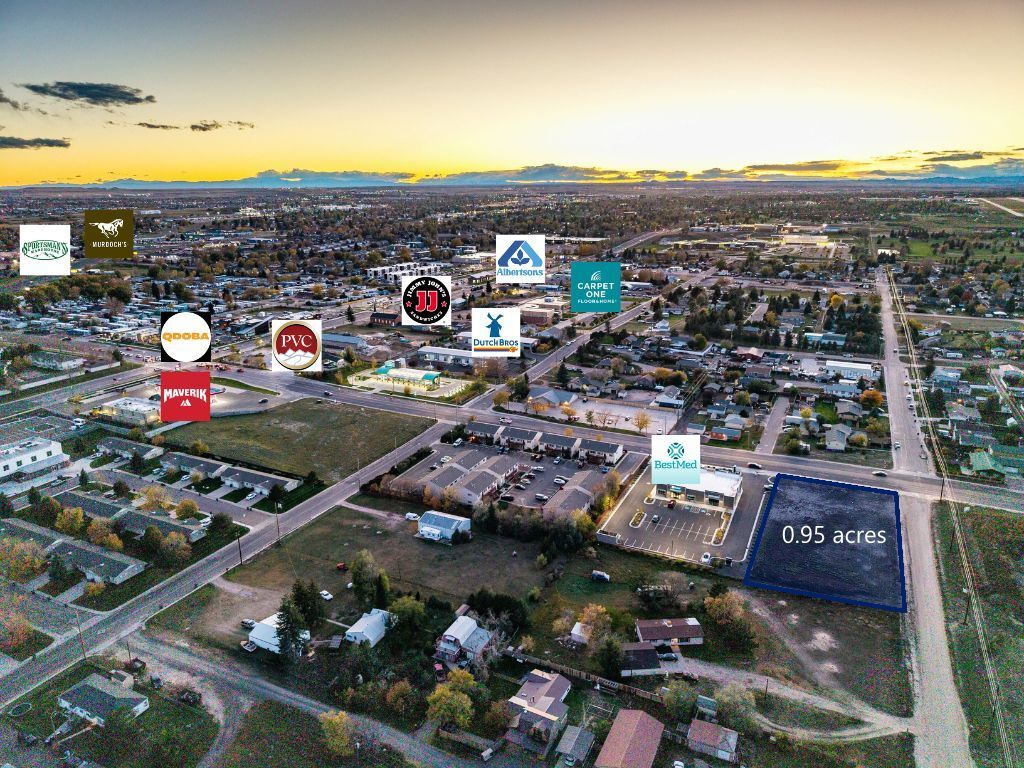 3514 N College Dr, Cheyenne, WY for Sale