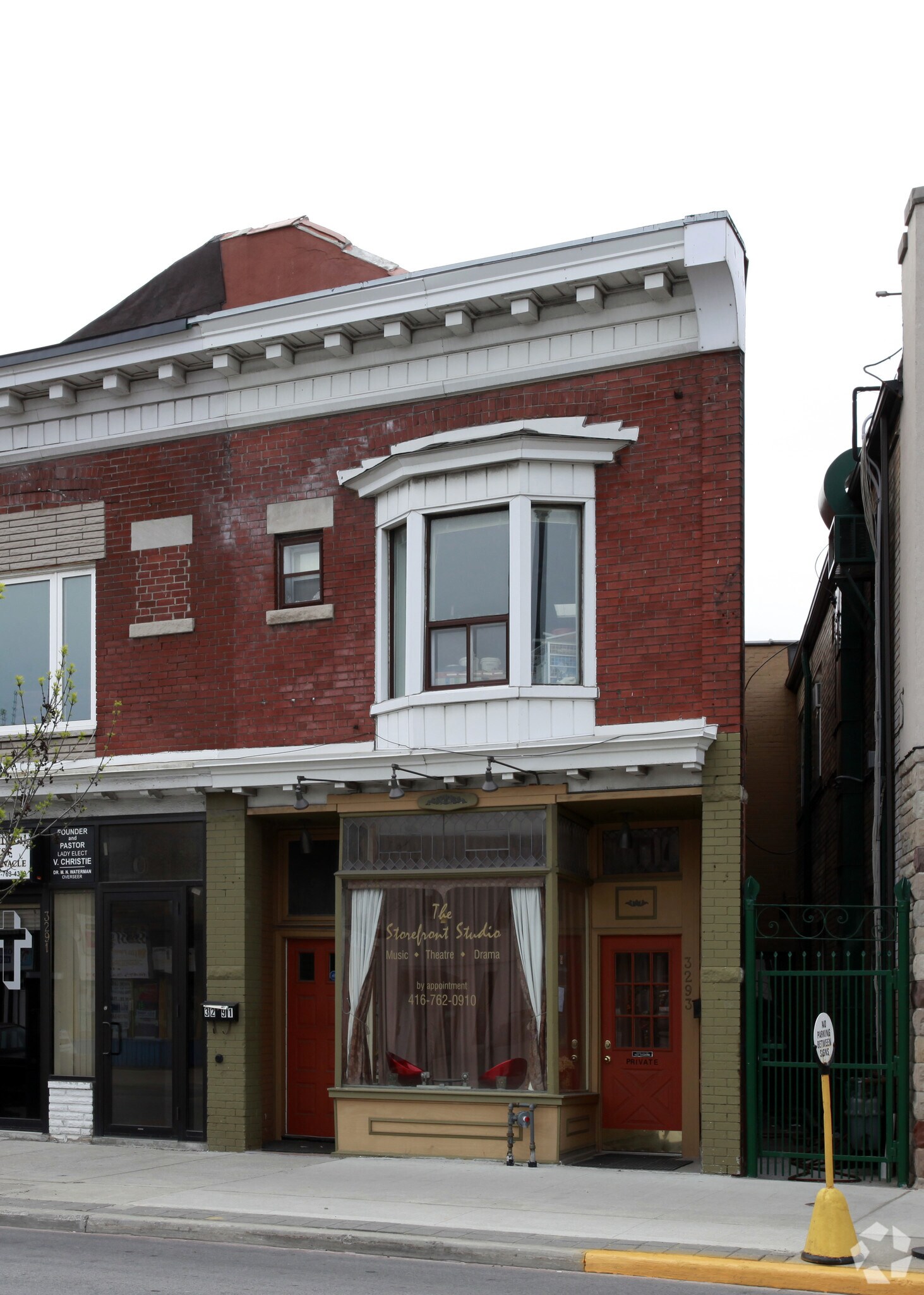 3293 Dundas St W, Toronto, ON for Rent