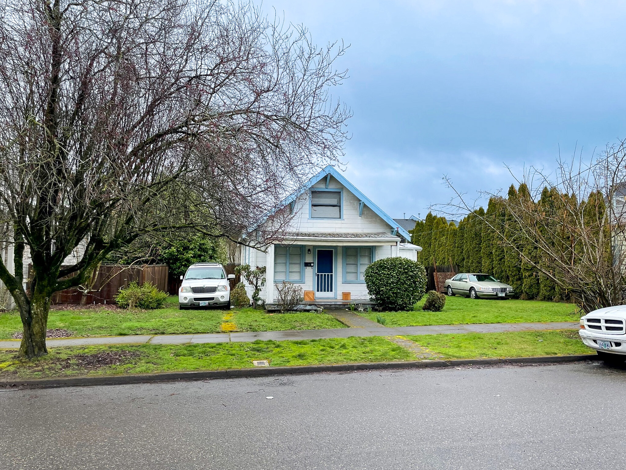 5252 SE 18th Ave, Portland, OR for Sale