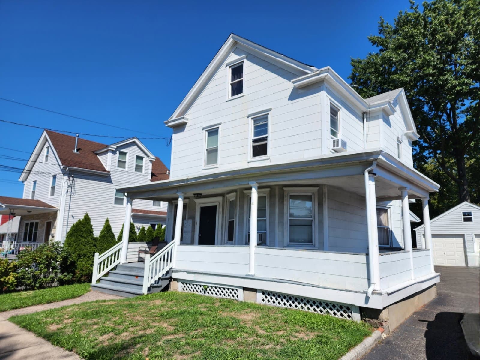 105 Parkview Ave, Elmwood Park, NJ for Sale